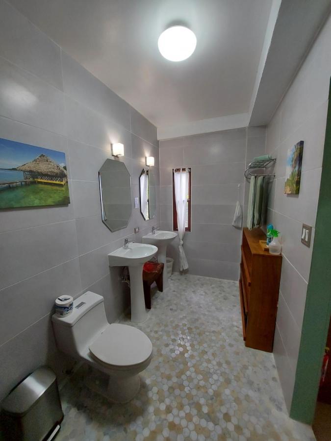Casa Oceana Bed & Breakfast Бокас дел Торо Екстериор снимка