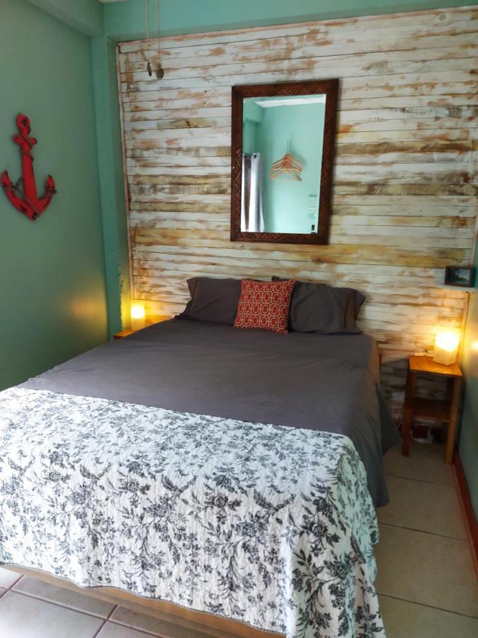 Casa Oceana Bed & Breakfast Бокас дел Торо Екстериор снимка